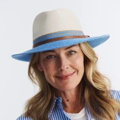 Heritage Town & Country Hat - Ivory/Ice Blue