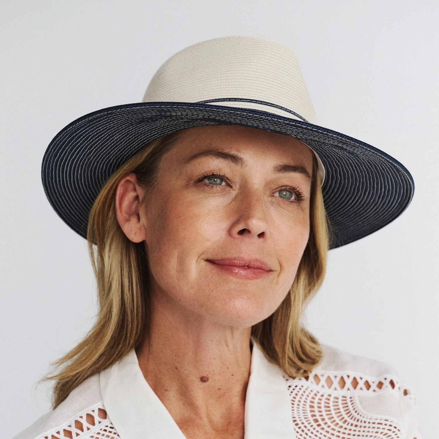 Heritage Town & Country Hat - Ivory/Navy 3 Heritage Town & Country Hat - Ivory/Navy