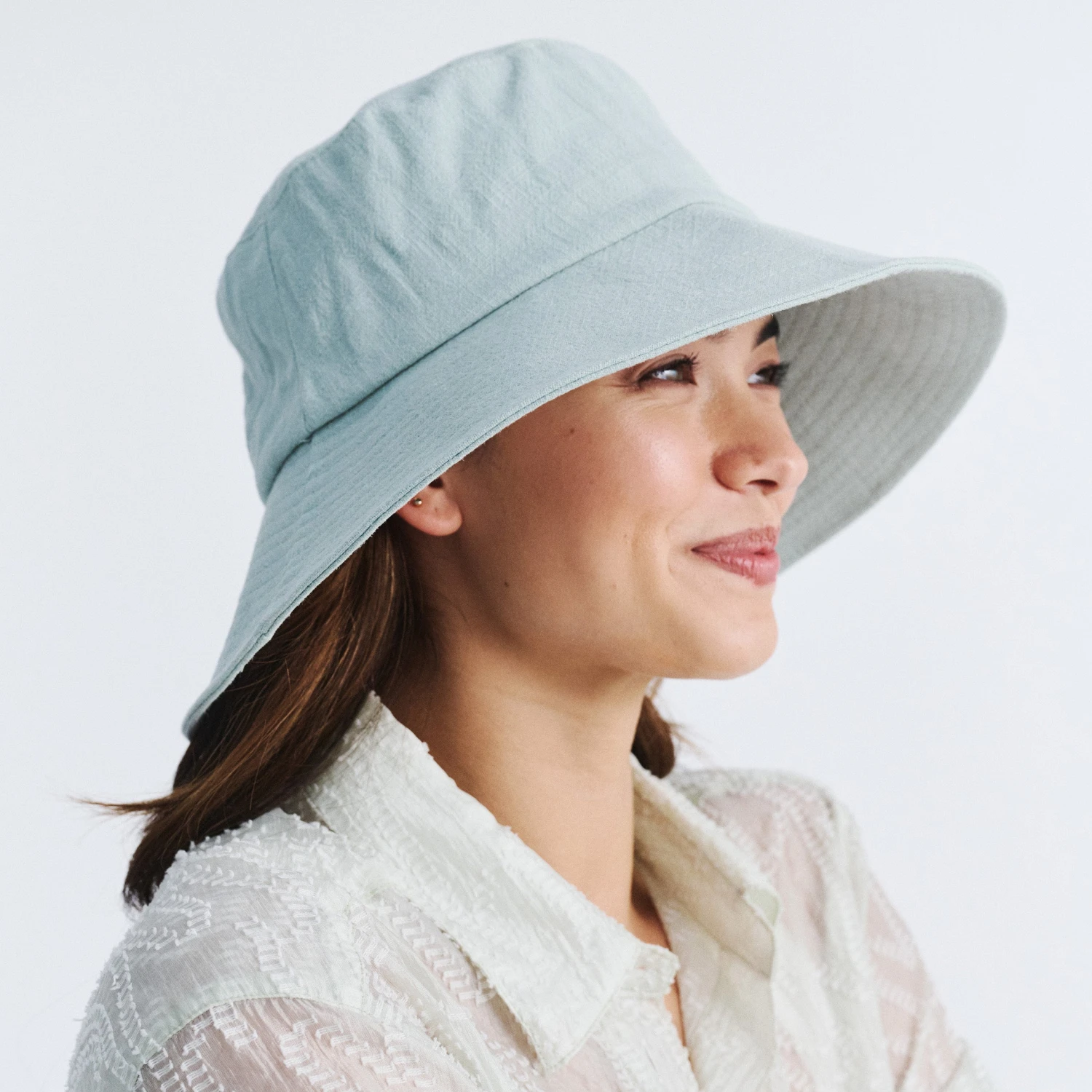 Sadie Linen Bucket Hat - Seafoam 4 Sadie Linen Bucket Hat - Seafoam - Image 2
