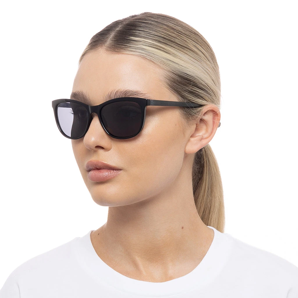 Hallem Sunglasses - Black 4 Hallem Sunglasses - Black - Image 2