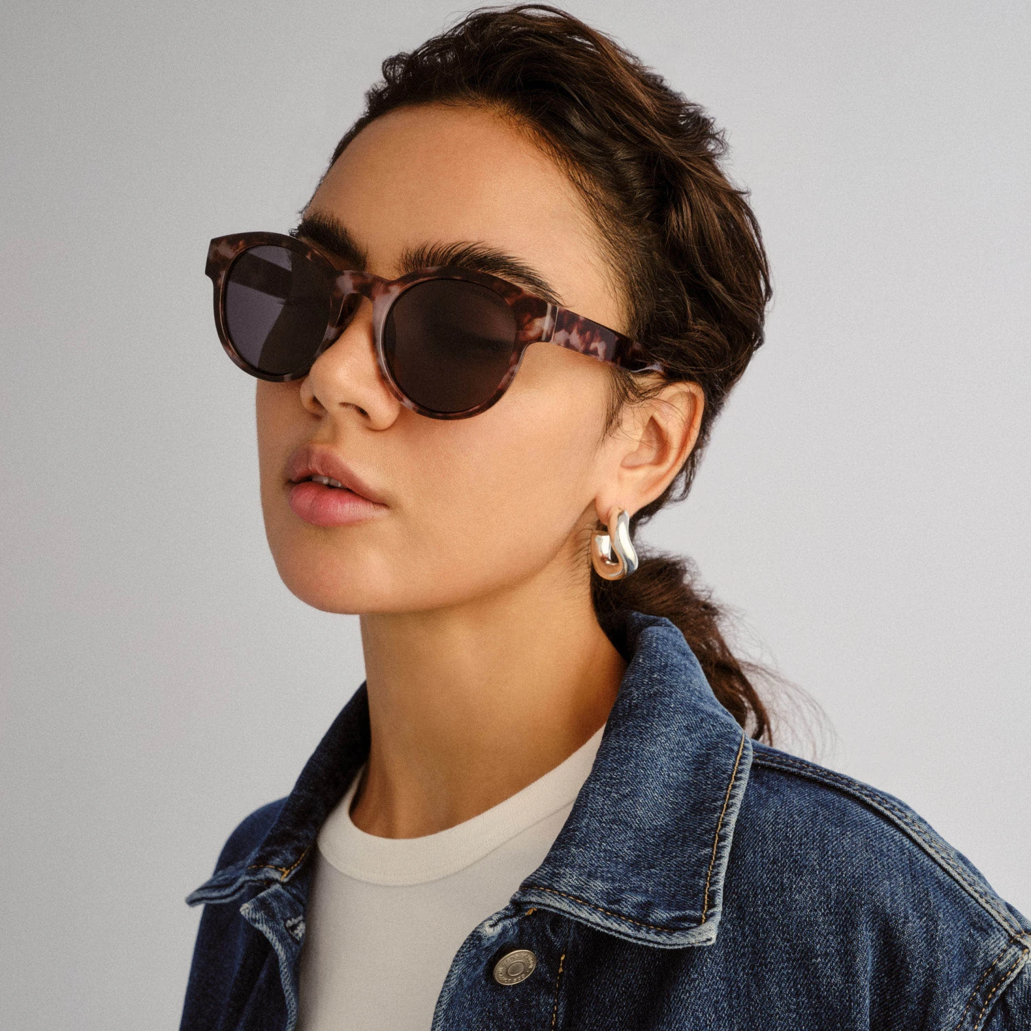 Berrimah Sunglasses - Tort 6 Berrimah Sunglasses - Tort - Image 4